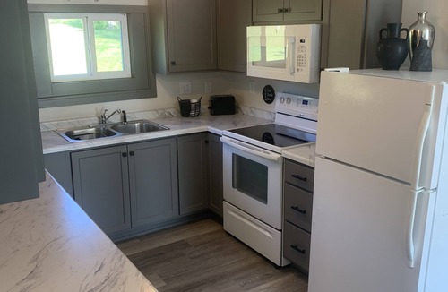 Little Sturgeon House | Cozy 2 Bedroom House Overlooking Little Sturgeon Bay
