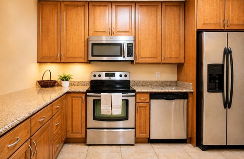 Port of Spain Condo | Cozy 2BR Condo Welcoming Retreat Secure