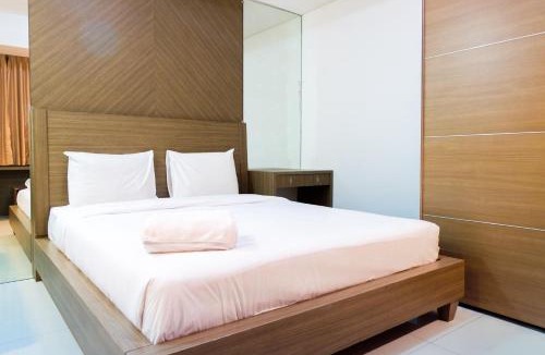 Cipete Utara Apartment | Cozy and Elegant 2BR Kemang Village Apartment By Travelio