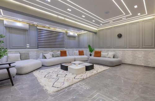 Al Duqqi Apartment | Cozy Apartment 3BR Adorable Nile View