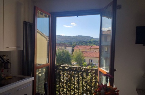 Lastra a Signa Apartment | Cozy apartment in the Tuscan hills 12 km from Florence