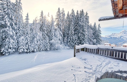 Notre-Dame-de-Bellecombe Ski Chalet | Cozy chalet for 6-8 with wood stove and sunny terrace