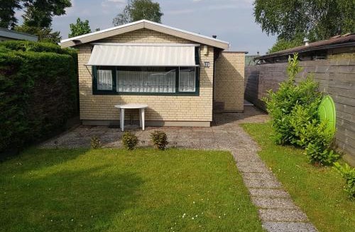 Opmeer Ski Chalet | Cozy chalet in Opmeer near Amsterdam and Beach