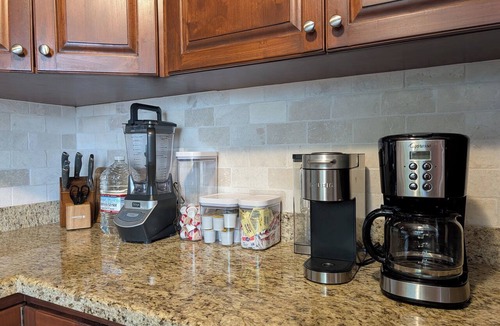 Rosarito Condo | Cozy condo 2 minutes from the beach at a tennis resort gated community