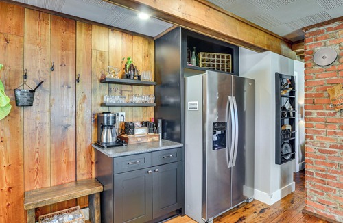 Thomasville Cottage | Cozy Cottage: Nature-filled Winston-salem Retreat!