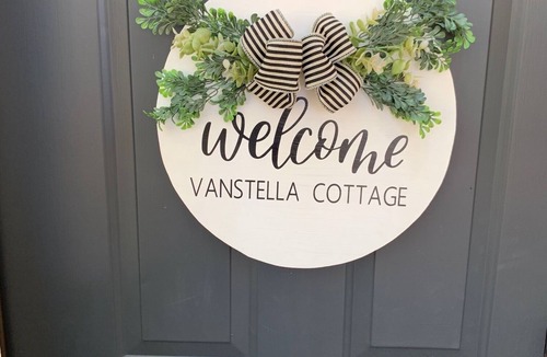 Kernersville House | Cozy cottage nestled in the woods near WILLSTELLA Farm Venue