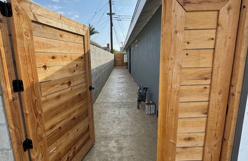 Oxnard House | Cozy Guesthouse w/Full Kitchen in Oxnard