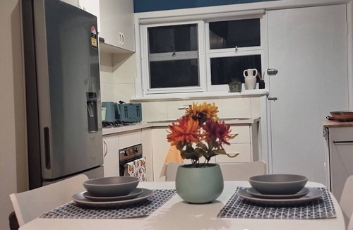 Applecross House | Cozy home near Swan River-10 mins to Perth City