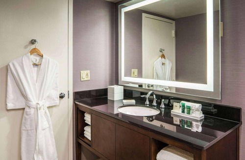 Rockville Apartment | Cozy hotel suite in superb Rockville with fitness room, AC, WiFi & Metro access