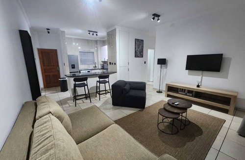 Greater Johannesburg Metropolitan Area Apartment | cozy la vash is family friendly to stay