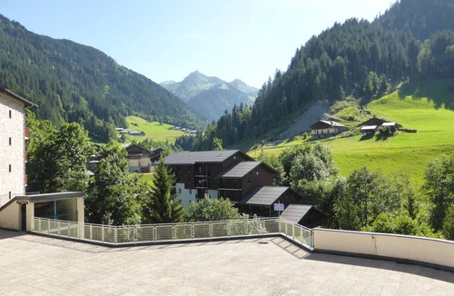 Areches Apartment | Cozy Mountain Apartment - Sleeps 4, South-Facing, Central Location, Close to Ski Lifts, Pool Access