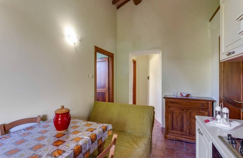 Casole d'Elsa Apartment | Cozy Stay with Scenic Views