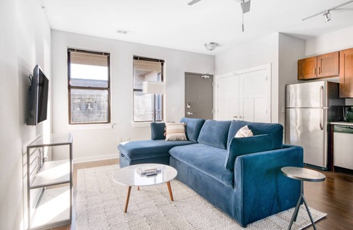 Music Row Apartment | CozySuites Music Row Bold 1BR in Nashville! 33