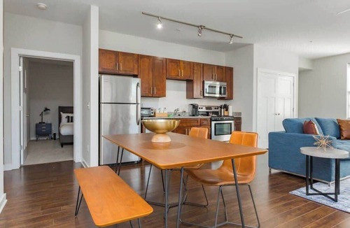 Music Row Apartment | CozySuites TWO Music Row Condos in Nashville