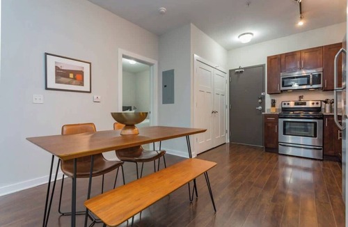 Music Row Apartment | CozySuites TWO Stylish Music Row Condos Nashville