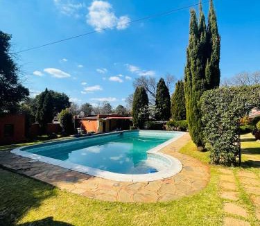 Greater Johannesburg Metropolitan Area Bed & Breakfast | Crystal Mini Pozz Palace