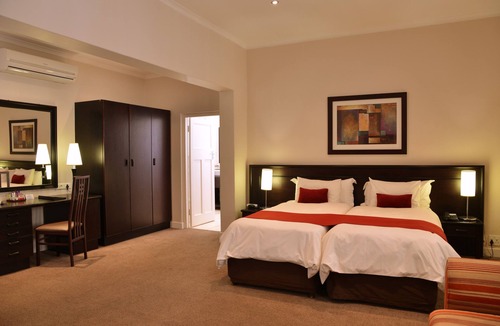 Worcester Central Hotel | Cumberland Hotel Worcester