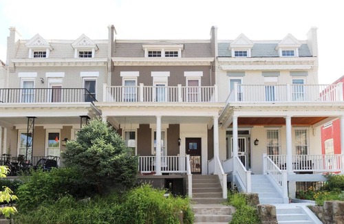 Near Northeast Apartment | Cute, private 1BR in heart of Capitol Hill!