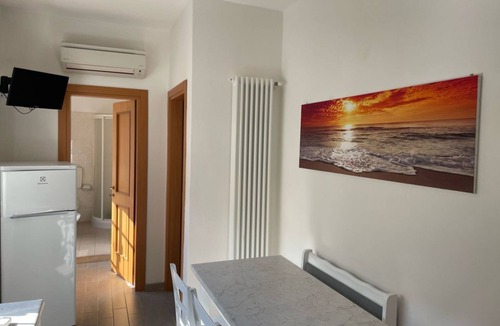 Pinarella Apartment | CV008 - Cervia, renovated three-room apartment on the seafront