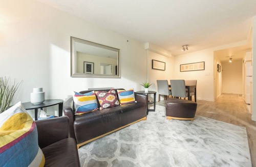 Coal Harbour Apartment | D32 - 1 bedroom in Coal Harbour