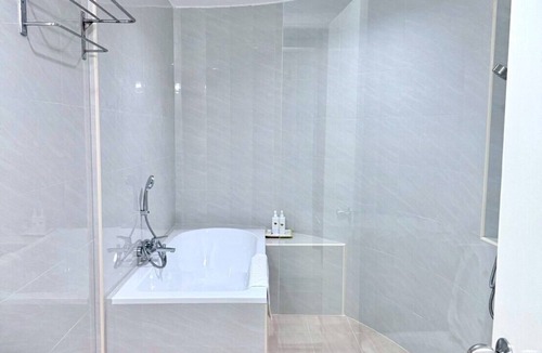 Lop Buri Hotel | DadD Resort by Lopburi Inn Resort