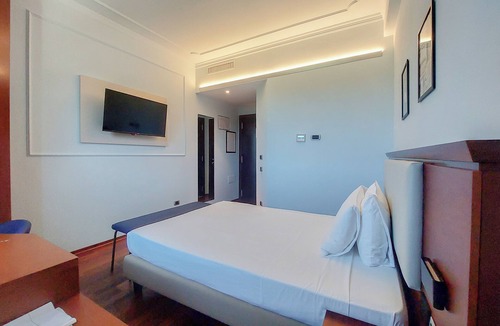 Parma Hotel | Dado Hotel International