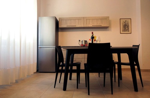 Florence Apartment | DaVinci Apartment