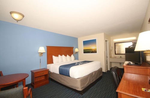 Winston - Salem Hotel | Days Inn by Wyndham Winston Salem North