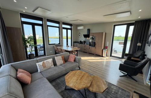 Kampen House | De IJssel Eilanden Chalet Laguna Kampen mit Zaun Nr 754