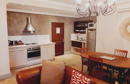 Stellenbosch House | De Zalze Lodge