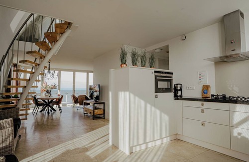Egmond aan Zee Apartment | De Zeeparel by Interhome
