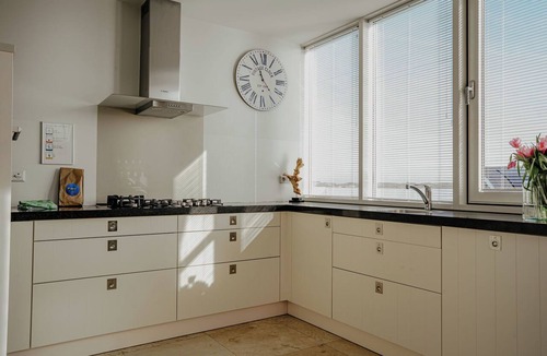 Egmond aan Zee Apartment | De Zeeparel by Interhome