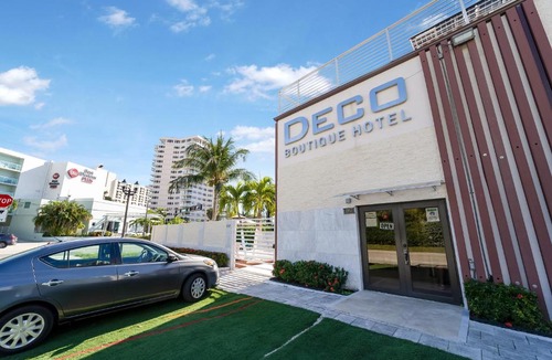 Central Beach Hotel | Deco Boutique Hotel
