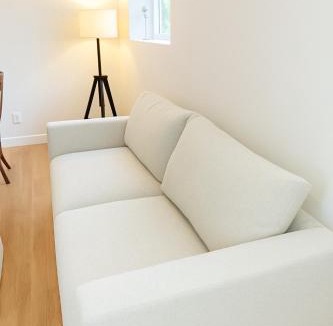 Dollarton House | Deep Cove holiday