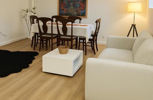 Dollarton House | Deep Cove holiday