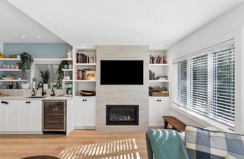 Deep Cove House | Deep Cove Ripple Retreat