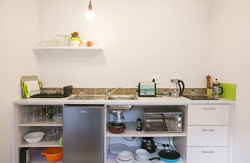 Hermanus City-Centre Apartment | Delightful db story loft with Airconditioning