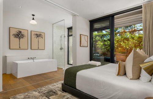 Green Point Villa | Designer 2-Bed Villa - Ocean Views & Pool