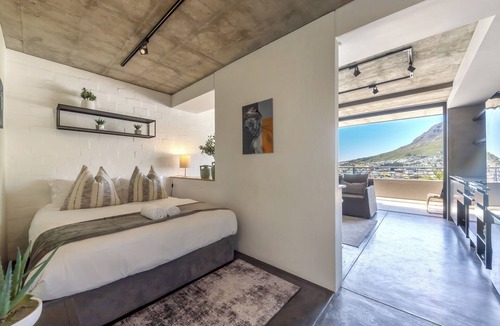 Bo'Kaap Apartment | Designer Bo Kaap Studio | Communal Pool