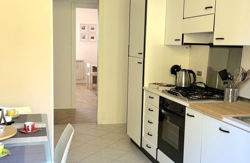 Urbino Apartment | DIMORA GUIDI 3 bedroom with A/C and 2 bathroom