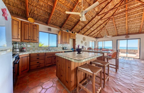 Cabo Pulmo House | Directly on the Ocean in Cabo Pulmo with A/C!
