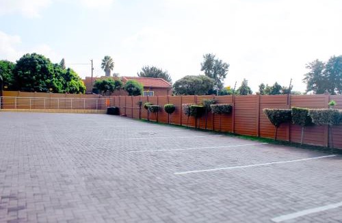 Rustenburg House | Divine Guest Lodge