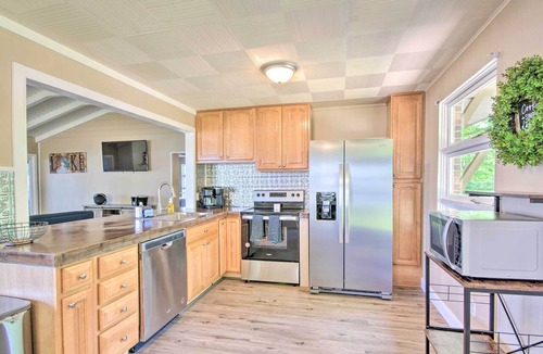 Lake of the Ozarks Cottage | Dock! Waterfront Family Home on Lake of the Ozarks
