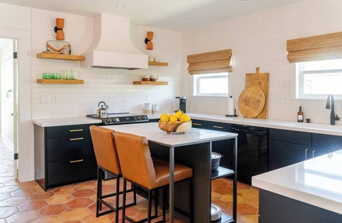 Ventura House | Dog Friendly Midtown Spanish Bungalow + EV charger