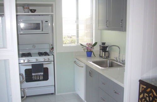 Laguna Cottage | Downtown Retreat - Fabulous 'outBACK' Cottage