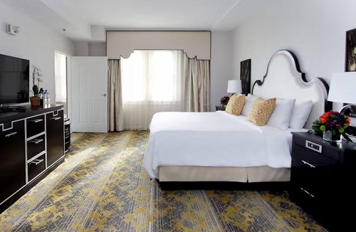 Kalorama Heights Hotel | Downtown Retreat | The Churchill Hotel | 1.5 mi to George Town and Embassy Row