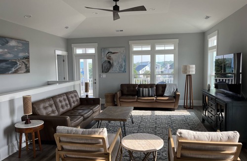 Oak Island House | DreamWaver - Beautiful new home w/pool steps from the beach!