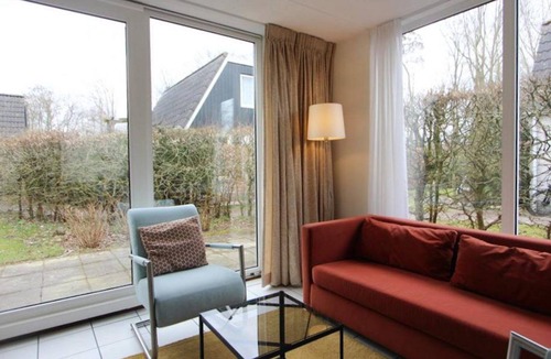 Egmond-Binnen House | Dune Bungalow directly against the dunes for 4 persons