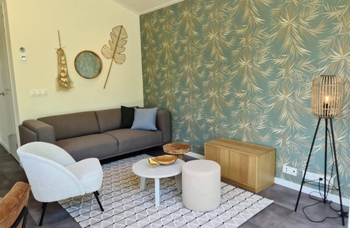 Egmond-Binnen House | Dune lodge directly against the dunes for 4 persons. Near the Beach. Alkmaar Cheese Market.