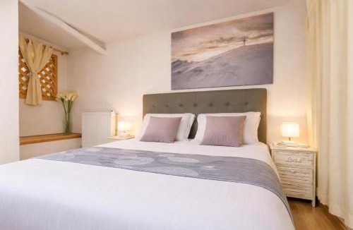 Pallud Apartment | Duplex 54 m2, 2 chambres, 3 lits, CLIMATISATION, parking privé 500 m du centre - Gîtes La Tarine - LABEL GÎTE DE FRANCE
